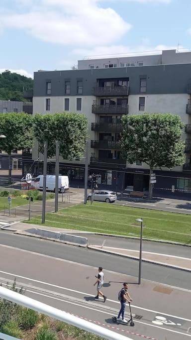 T2 Cosy Bordeaux - Tram & Parking Apartment Cenon Exterior photo