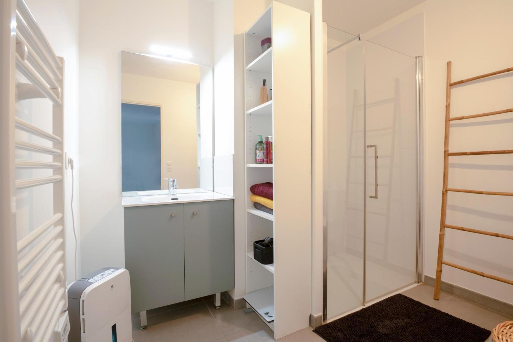 T2 Cosy Bordeaux - Tram & Parking Apartment Cenon Exterior photo