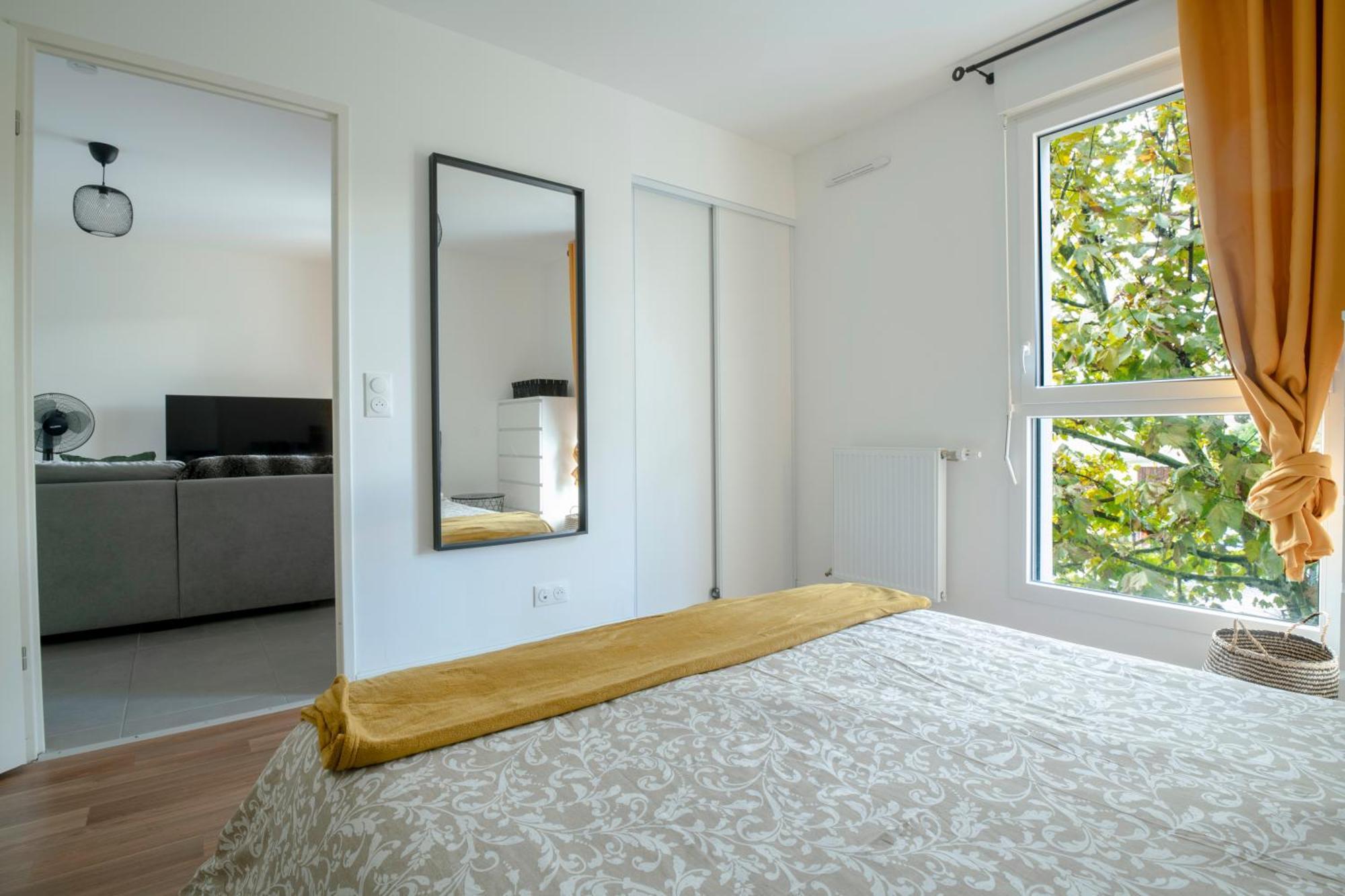 T2 Cosy Bordeaux - Tram & Parking Apartment Cenon Exterior photo